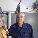 Максим, 44 года