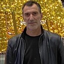 Михаилович, 40 лет