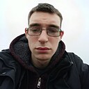 Максим, 22 года