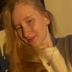 Фотография девушки Полина, 18 лет из г. Сочи