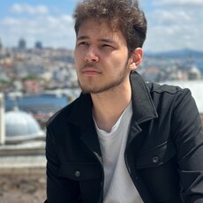 Фотография мужчины Илья, 20 лет из г. Екатеринбург