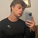 Рома, 33 года