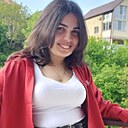 Асмик, 18 лет