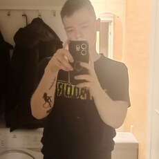 Фотография мужчины Антон, 19 лет из г. Ижевск