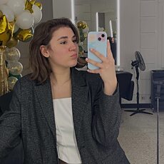 Фотография девушки Карина, 19 лет из г. Санкт-Петербург