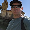 Robert Lovelace, 44 года