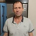 Роман, 44 года