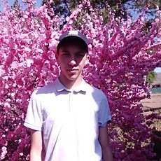 Фотография мужчины Денис, 20 лет из г. Краснокаменск