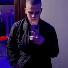 Фотография мужчины Влад, 19 лет из г. Пятигорск