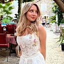 Арина, 23 года