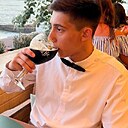 Роман, 24 года