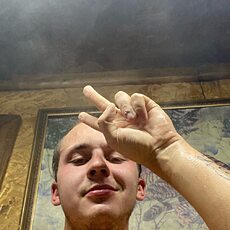 Фотография мужчины Илья, 21 год из г. Хабаровск