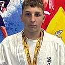 Арсений, 18 лет