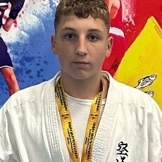 Фотография мужчины Арсений, 18 лет из г. Белгород