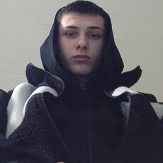 Фотография мужчины Артем, 18 лет из г. Омск