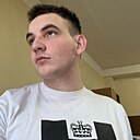 Максим, 20 лет