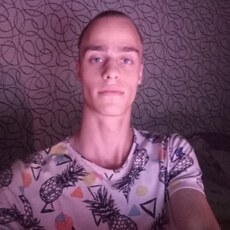Фотография мужчины Саша, 20 лет из г. Екатеринбург