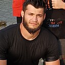 Невозмутимый, 33 года