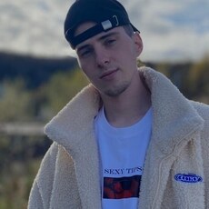 Фотография мужчины Максим, 23 года из г. Новосибирск