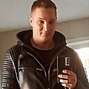 Олег, 33 года