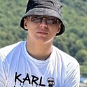 Денис, 23 года