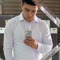 Фотография мужчины Далер, 25 лет из г. Красноярск