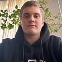 Артем, 22 года