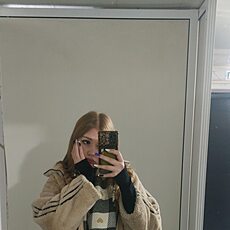 Фотография девушки Вика, 18 лет из г. Красноярск