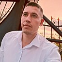 Денис, 33 года