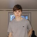 Денис, 21 год