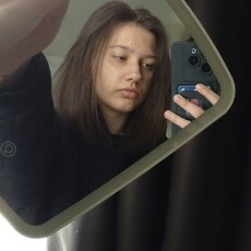 Фотография девушки Юлия, 18 лет из г. Омск