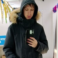 Фотография мужчины Гриша, 19 лет из г. Хабаровск