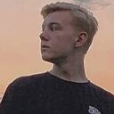 Володя, 22 года