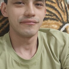 Фотография мужчины Владимир, 28 лет из г. Новоалтайск