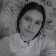 Фотография девушки Оля, 18 лет из г. Киренск