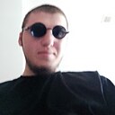 Махмуд, 18 лет