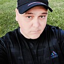 Макс, 33 года