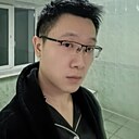 李子健, 32 года