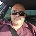 Констаниин, 43 года