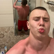 Фотография мужчины Никита, 18 лет из г. Энгельс