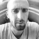 Макс, 33 года