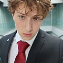 Арсений, 18 лет