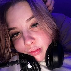 Фотография девушки Ульяша, 19 лет из г. Елец