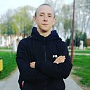 Максим, 24 года