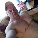 Макс, 33 года