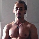 Любитель Кисок, 31 год