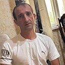 Саро, 42 года