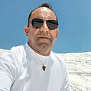 Адэм, 43 года