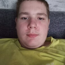 Фотография мужчины Андрей, 18 лет из г. Башмаково