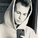 Максим, 22 года